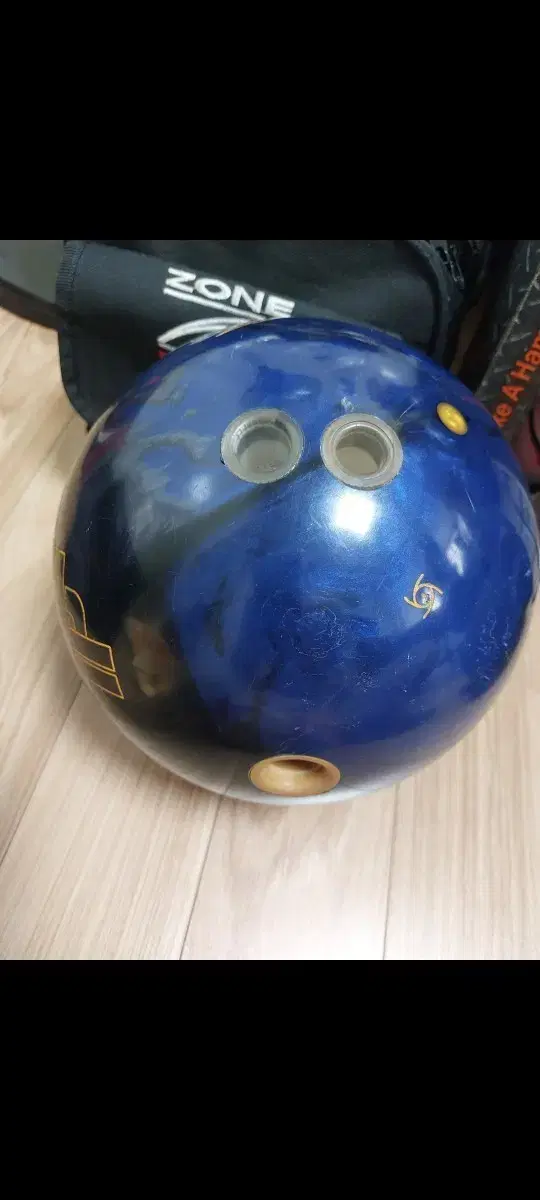 STORM GATE II 15PStorm Gate 2 Overseas Bowling Ball + FREE
